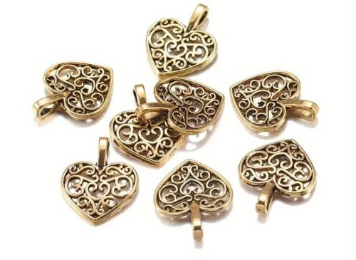 Vintage szív függő - Antik arany színben - kb. 1,3x1,6 cm - 1 db